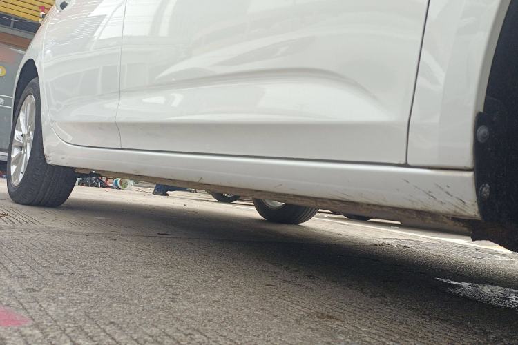 Used Buick Verano 2020 15T Automatic Trend Edition Right Side Sill