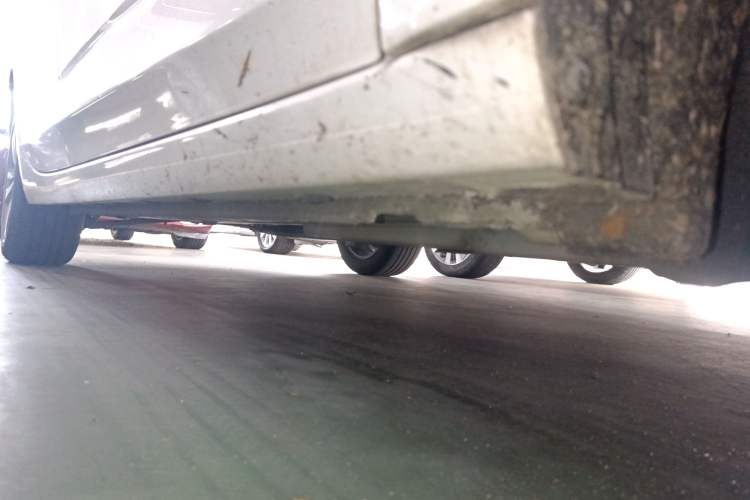 Used Buick Verano 2020 20T CVT Leading Edition Right Side Sill