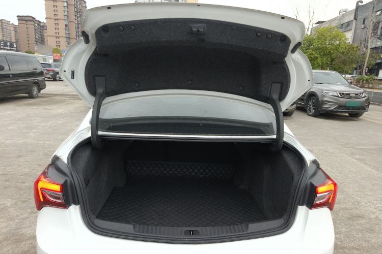 Used Buick Verano 2020 20T CVT Leading Edition Trunk