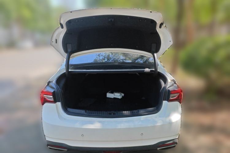 Used Buick Verano 2020 20T CVT Leading Edition Trunk