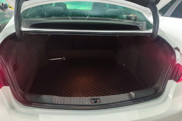 Used Buick Verano 2020 20T CVT Leading Edition Trunk