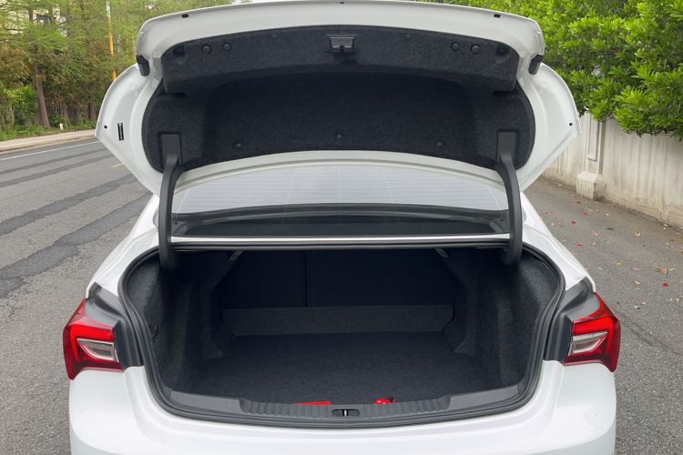 Used Buick Verano 2020 20T CVT Leading Edition Trunk