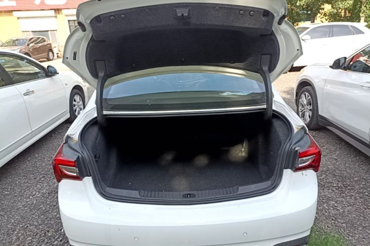 Used Buick Verano 2020 20T CVT Leading Edition Trunk