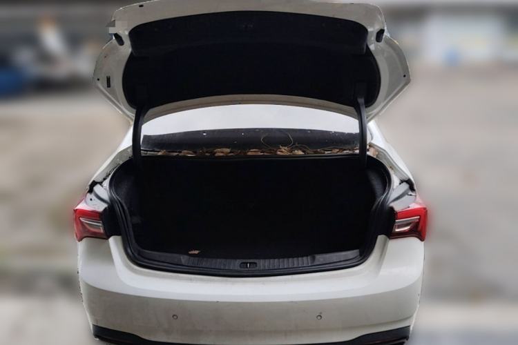 Used Buick Verano 2020 20T CVT Leading Edition Trunk
