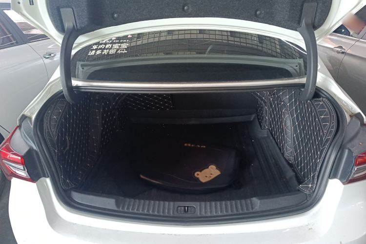 Used Buick Verano 2020 20T CVT Leading Edition Trunk