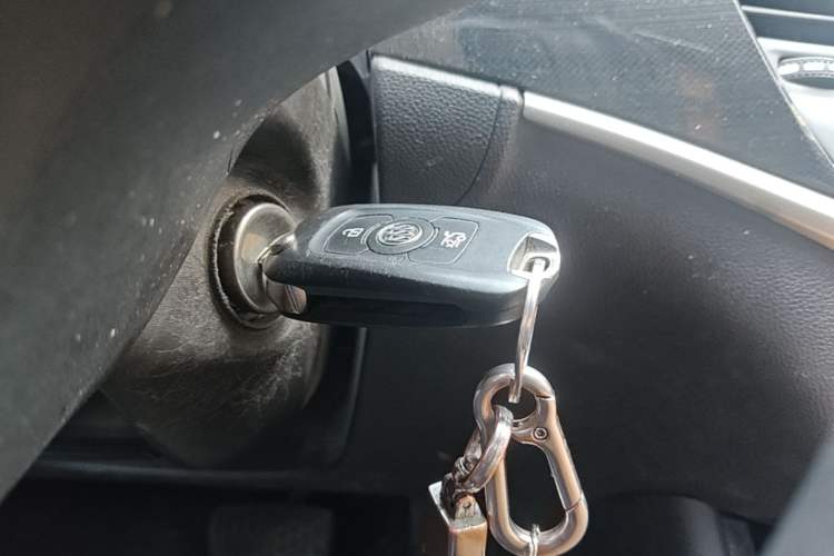 Used Buick Verano 2020 20T CVT Leading Edition Vehicle Key
