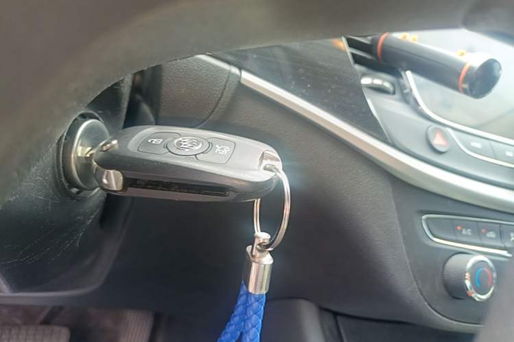 Used Buick Verano 2020 20T CVT Leading Edition Vehicle Key