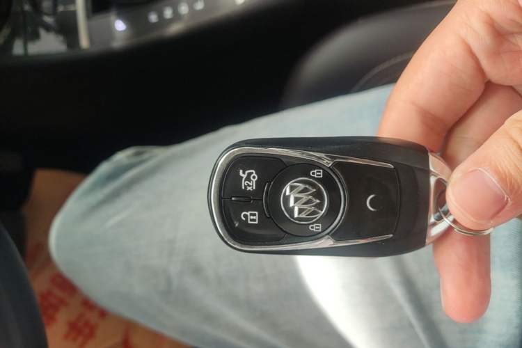 Used Buick Verano 2020 20T CVT Luxury Version Vehicle Key