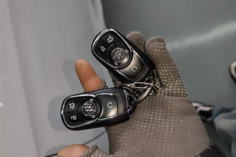 Used Buick Verano 2020 GS 20T CVT Luxury Model Vehicle Key