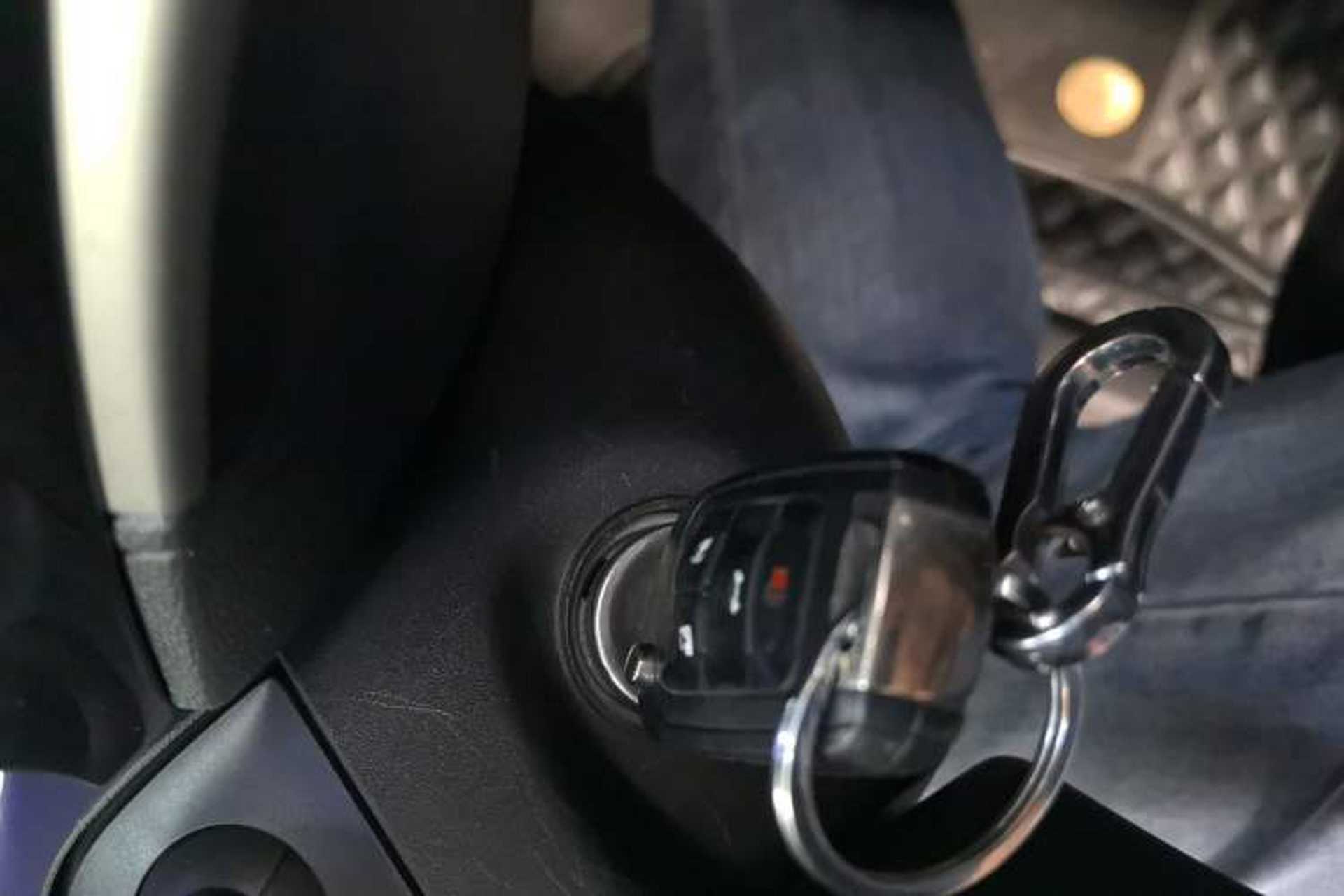 Used Buick Verano 2020 20T CVT Leading Edition Vehicle Key