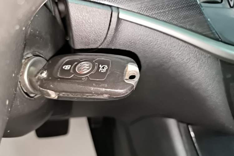 Used Buick Verano 2020 20T CVT Leading Edition Vehicle Key