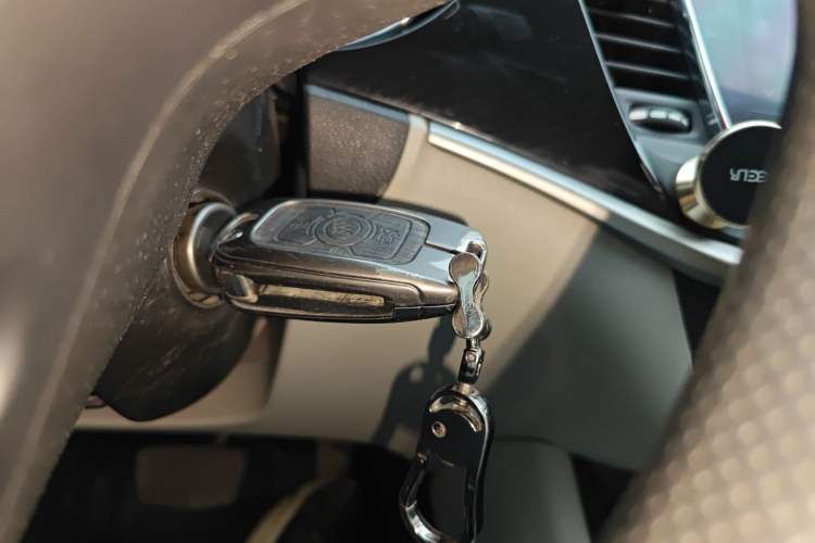 Used Buick Verano 2020 15T Automatic Trend Edition Vehicle Key
