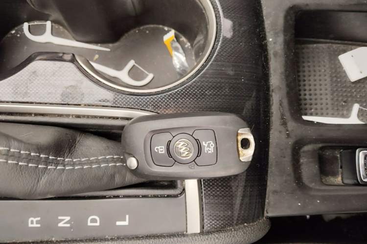 Used Buick Verano 2020 20T CVT Leading Edition Vehicle Key