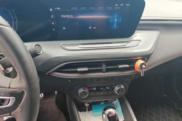 Used Buick Verano 2022 Pro GS Gale Edition Audio And AC Panel