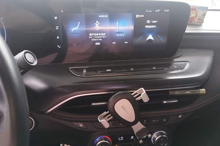 Used Buick Verano 2022 Pro GS Gale Edition Audio And AC Panel