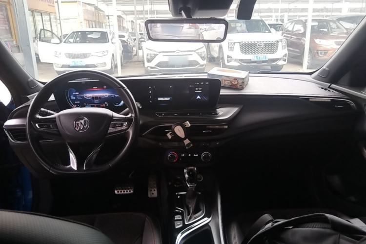 Used Buick Verano 2022 Pro GS Gale Edition Center Console