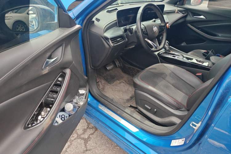 Used Buick Verano 2022 Pro GS Gale Edition Driver Seat
