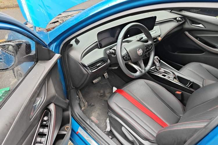 Used Buick Verano 2022 Pro GS Wind-Chasing Edition Driver Seat