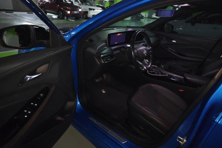 Used Buick Verano 2022 Pro GS Gale Edition Driver Seat