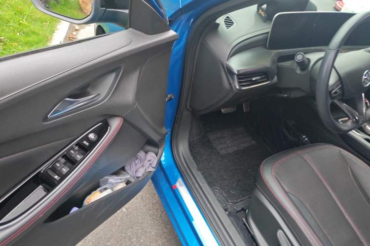 Used Buick Verano 2022 Pro GS Wind-Chasing Edition Driver Seat