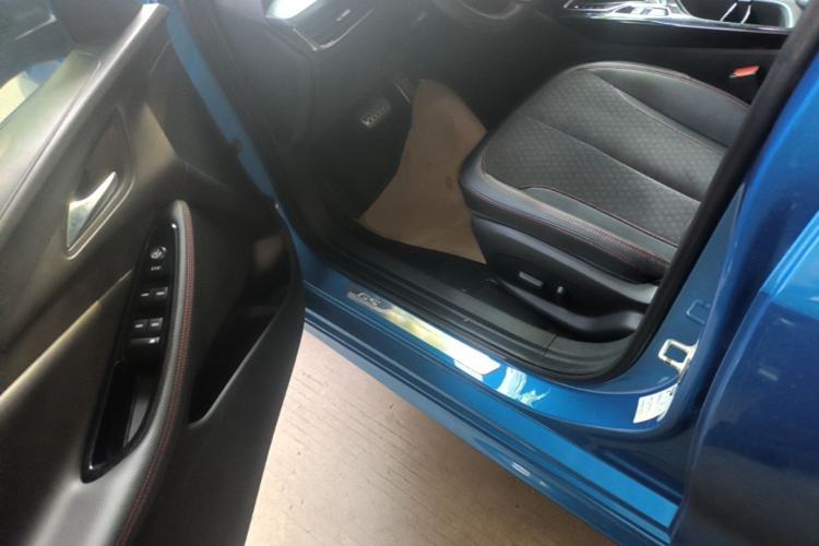 Used Buick Verano 2022 Pro GS Gale Edition Driver Seat