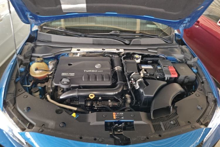 Used Buick Verano 2022 Pro GS Wind-Chasing Edition Engine Bay