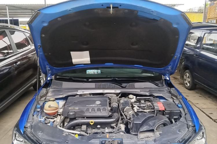 Used Buick Verano 2022 Pro GS Gale Edition Engine Bay