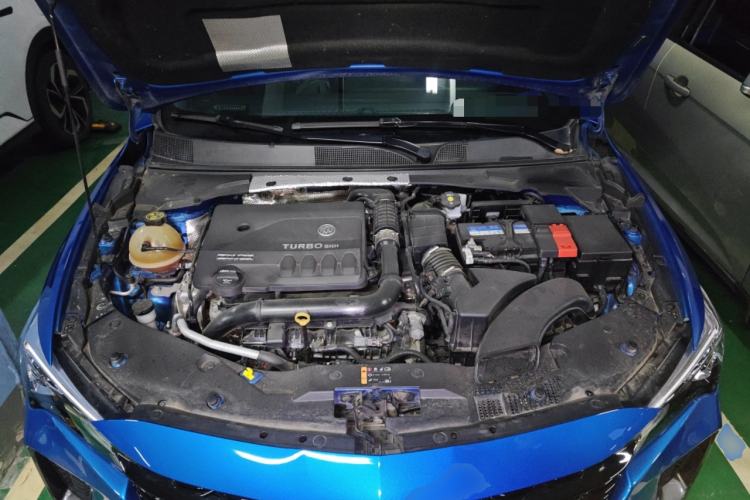 Used Buick Verano 2022 Pro GS Wind-Chasing Edition Engine Bay