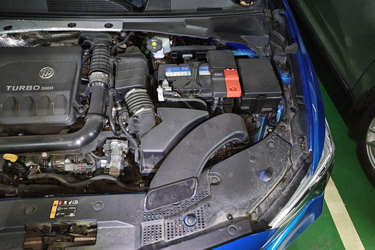 Used Buick Verano 2022 Pro GS Wind-Chasing Edition Engine Bay Left