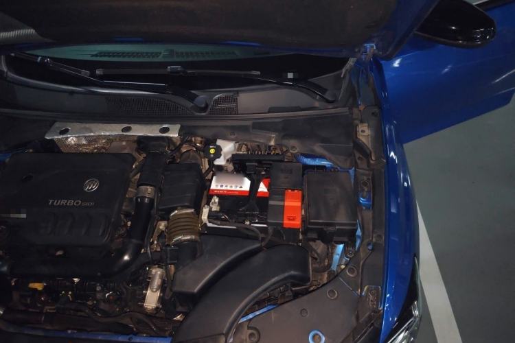 Used Buick Verano 2022 Pro GS Gale Edition Engine Bay Left