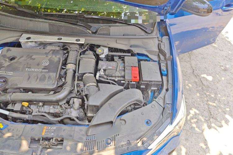 Used Buick Verano 2022 Pro GS Wind-Chasing Edition Engine Bay Left