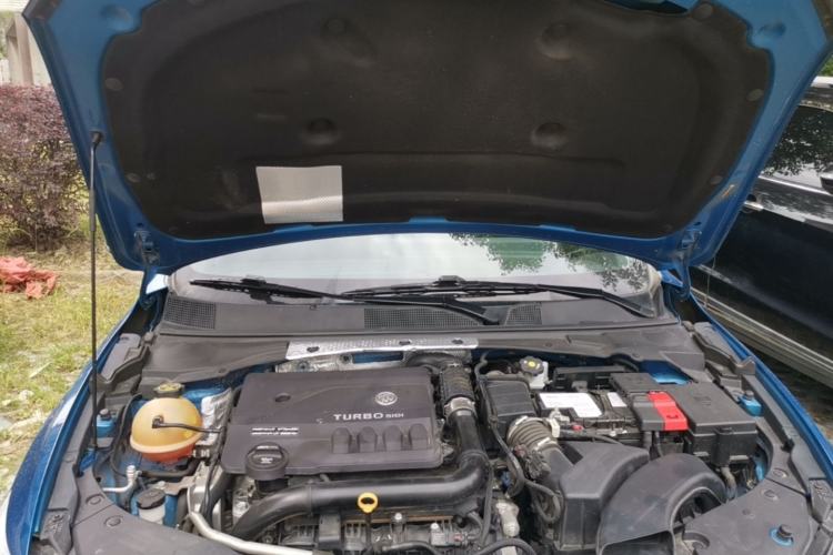 Used Buick Verano 2022 Pro GS Gale Edition Engine Bay