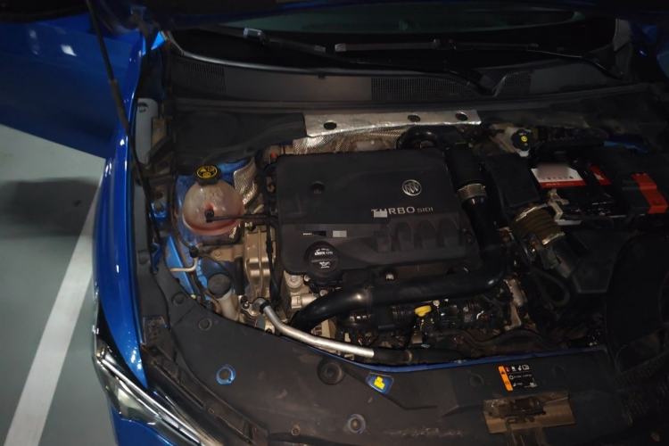 Used Buick Verano 2022 Pro GS Gale Edition Engine Bay Right