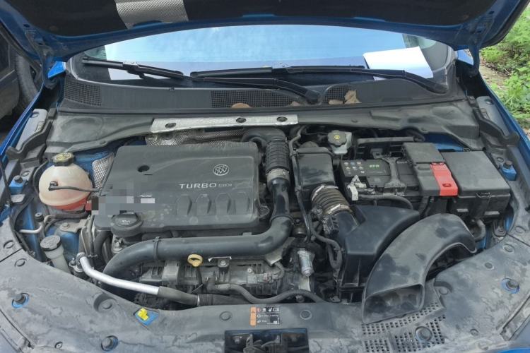 Used Buick Verano 2022 Pro GS Gale Edition Engine Bay