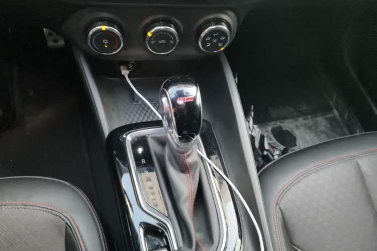 Used Buick Verano 2022 Pro GS Wind-Chasing Edition Gear Lever