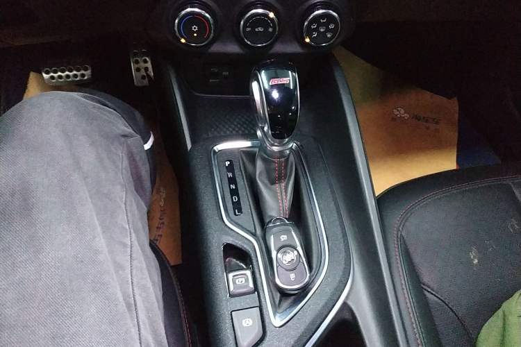 Used Buick Verano 2022 Pro GS Wind-Chasing Edition Gear Lever