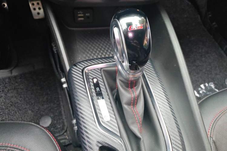 Used Buick Verano 2022 Pro GS Wind-Chasing Edition Gear Lever