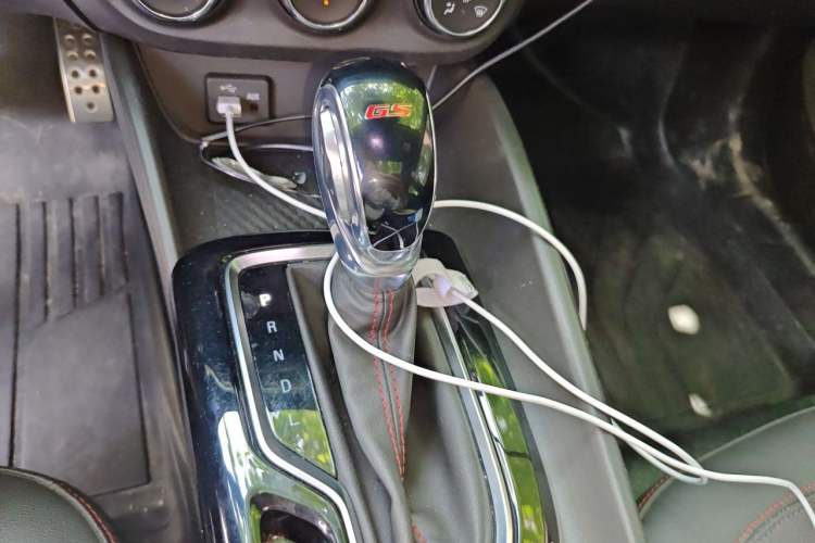 Used Buick Verano 2022 Pro GS Wind-Chasing Edition Gear Lever
