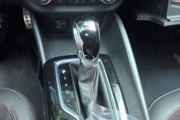 Used Buick Verano 2022 Pro GS Gale Edition Gear Lever