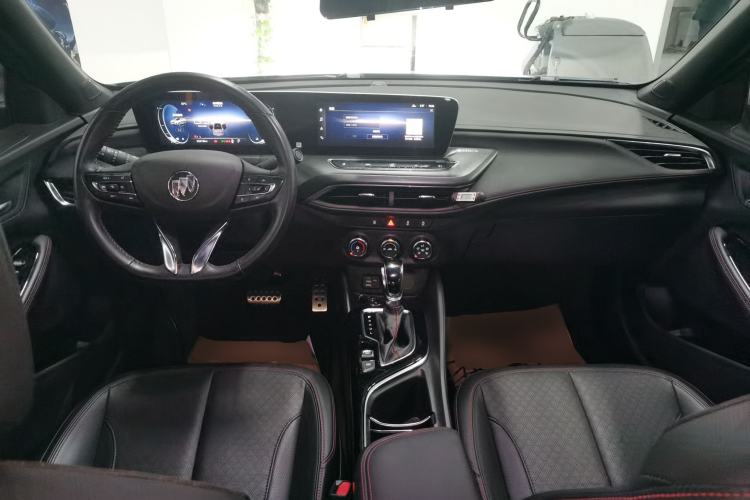 Used Buick Verano 2022 Pro GS Wind-Chasing Edition Interior 2