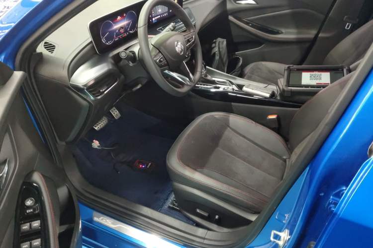 Used Buick Verano 2022 Pro GS Gale Edition Interior 3