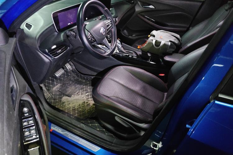 Used Buick Verano 2022 Pro GS Wind-Chasing Edition Left Front Seat
