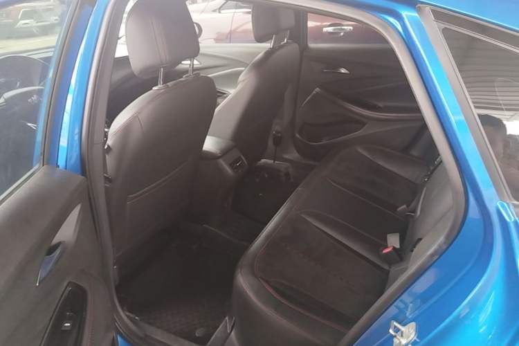 Used Buick Verano 2022 Pro GS Gale Edition Left Rear Seat