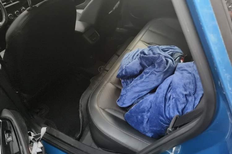 Used Buick Verano 2022 Pro GS Wind-Chasing Edition Left Rear Seat