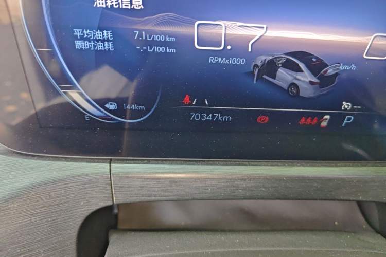 Used Buick Verano 2022 Pro GS Wind-Chasing Edition Odometer Close Up