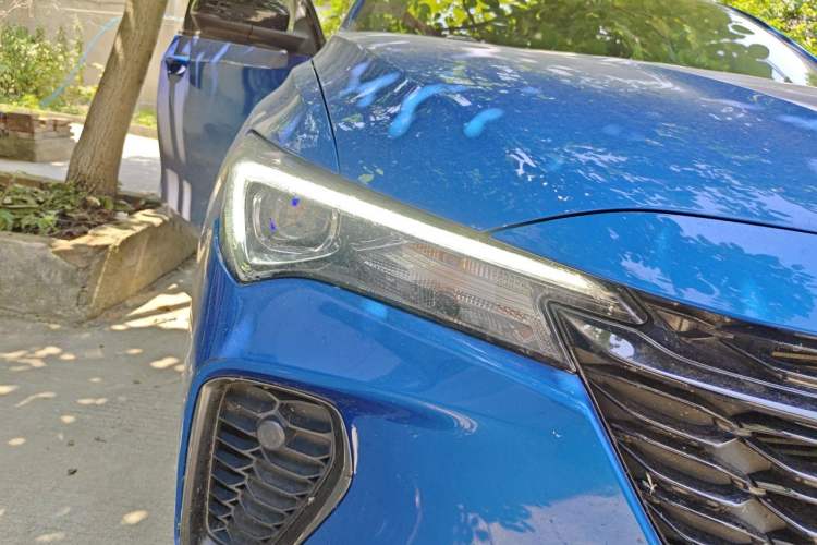 Used Buick Verano 2022 Pro GS Wind-Chasing Edition Right Front Headlight