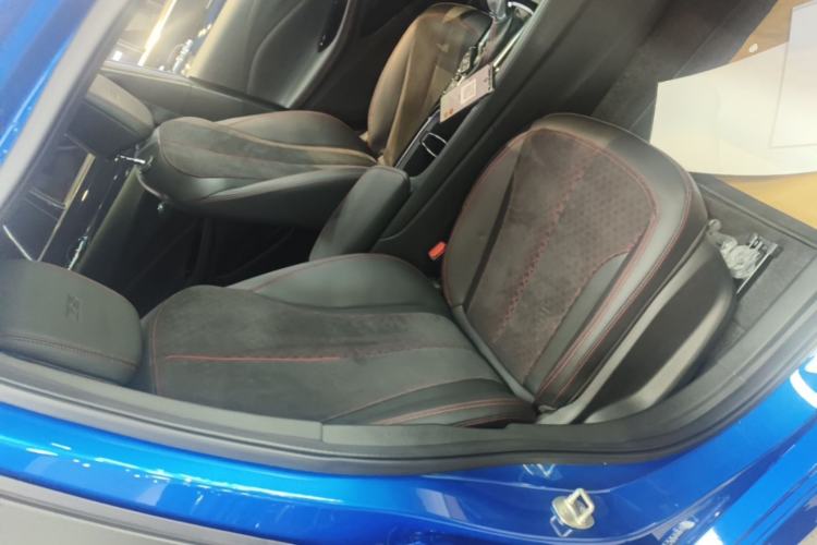 Used Buick Verano 2022 Pro GS Gale Edition Right Front Seat