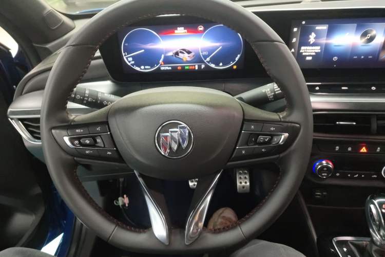 Used Buick Verano 2022 Pro GS Gale Edition Steering Wheel