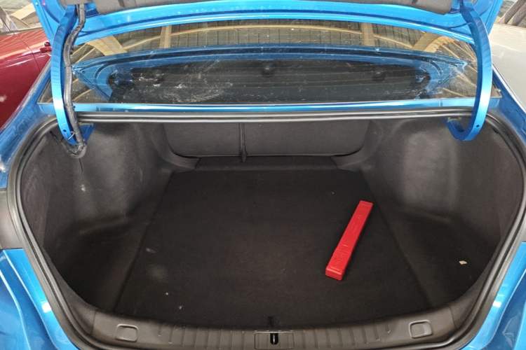 Used Buick Verano 2022 Pro GS Wind-Chasing Edition Trunk