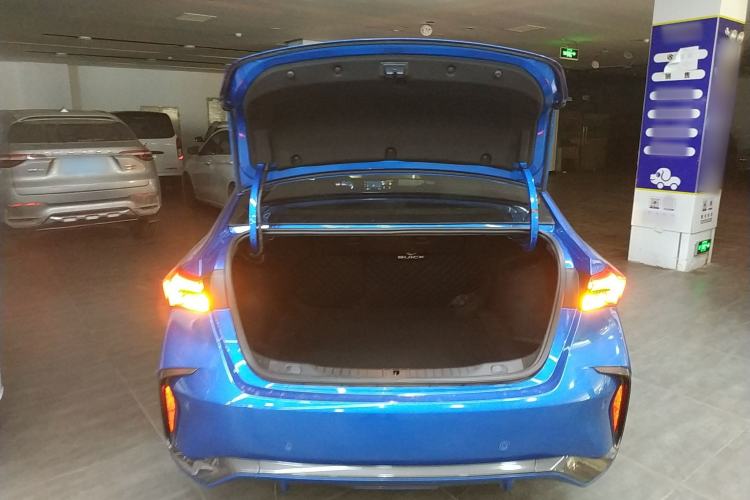 Used Buick Verano 2022 Pro GS Wind-Chasing Edition Trunk